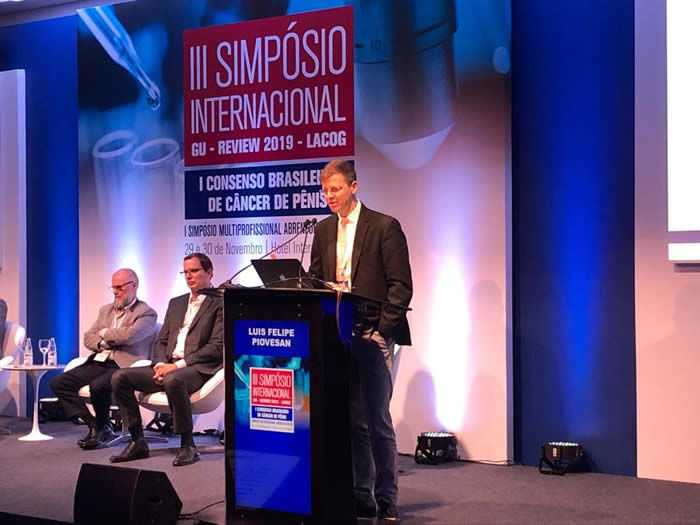 Dr. Luís Piovesan participa de simpósio internacional sobre urologia e oncologia em São Paulo
